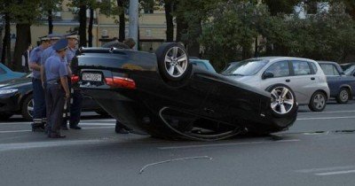 переворот автомобіля